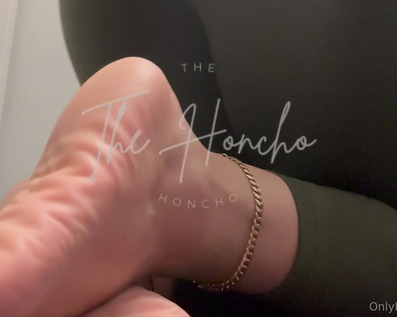 HONCHO aka thefthoncho Foot Fetish - 06-14-2024 OnlyFans Video - Booty amp soles