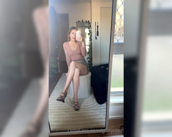 Rose Darling aka gl0ryt0ez Foot Fetish - 05-31-2022 OnlyFans Video - Im such a tease