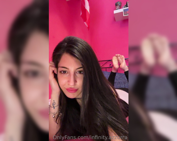 Sofia Ana Infinity aka infinityazzurra Foot Fetish - 05-26-2023 OnlyFans Video - My perfect _The Pose_  What do you think about it La mia perfetta _The Pose_