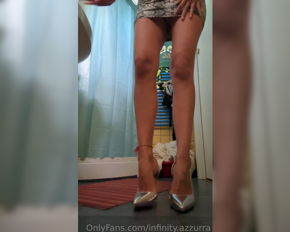 Sofia Ana Infinity aka infinityazzurra Foot Fetish - 07-24-2023 OnlyFans Video - Entro in bagno con tacchi e vestitino e ti faccio masturbare Vieni dentro le mie scarpe