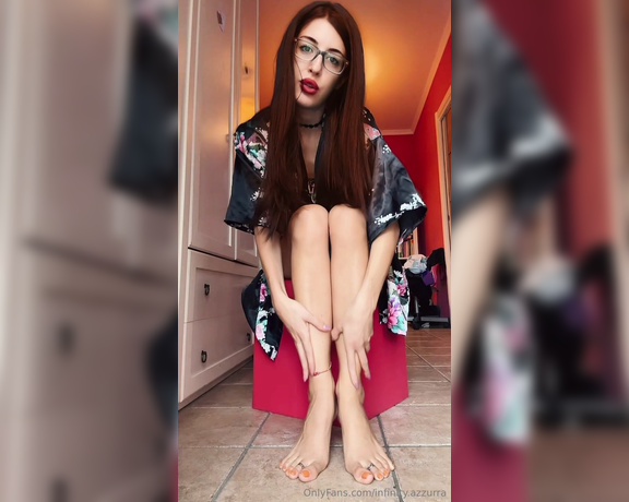 Sofia Ana Infinity aka infinityazzurra Foot Fetish - 11-16-2023 OnlyFans Video - Fai quello che ti dico cagnolino , poi segati , e  sul pavimento per me