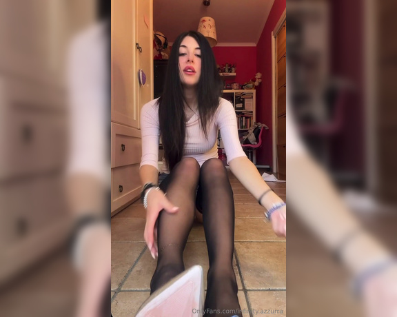 Sofia Ana Infinity aka infinityazzurra Foot Fetish - 11-01-2024 OnlyFans Video - Il video personalizzato per Mattia mi è piaciuto molto realizzarloper avere il tuo video contattami in