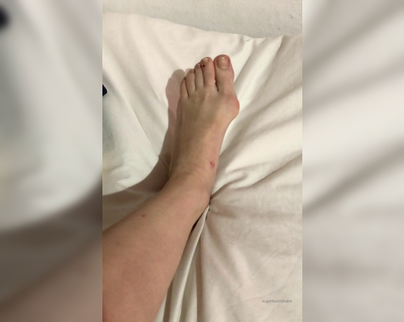 Miss Bunny aka sugarbunnybabe Foot Fetish - 02-11-2020 OnlyFans Video - A biiiiiig bunion sock reveal  Featuring lots of blisters from wearing shoes that are too