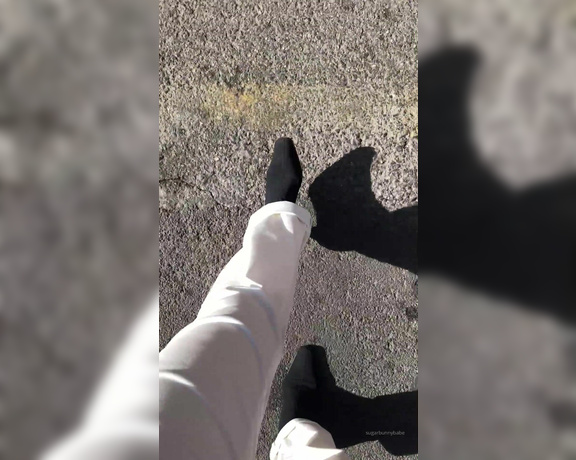 Miss Bunny aka sugarbunnybabe Foot Fetish - 02-24-2020 OnlyFans Video - Sore bunions bulging out of my too tight booties while walking around town today