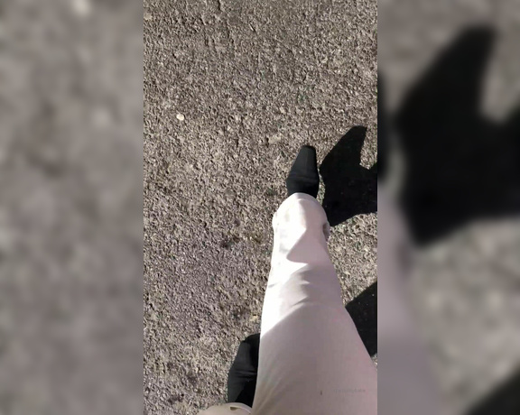 Miss Bunny aka sugarbunnybabe Foot Fetish - 02-24-2020 OnlyFans Video - Sore bunions bulging out of my too tight booties while walking around town today