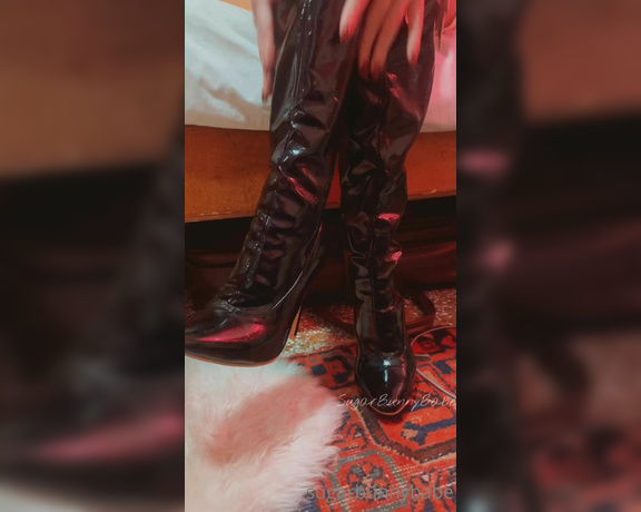 Miss Bunny aka sugarbunnybabe Foot Fetish - 02-08-2022 OnlyFans Video - My power is immeasurable