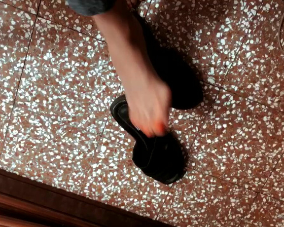 Miss Bunny aka sugarbunnybabe Foot Fetish - 06-05-2020 OnlyFans Video - You love a little tease, dont you