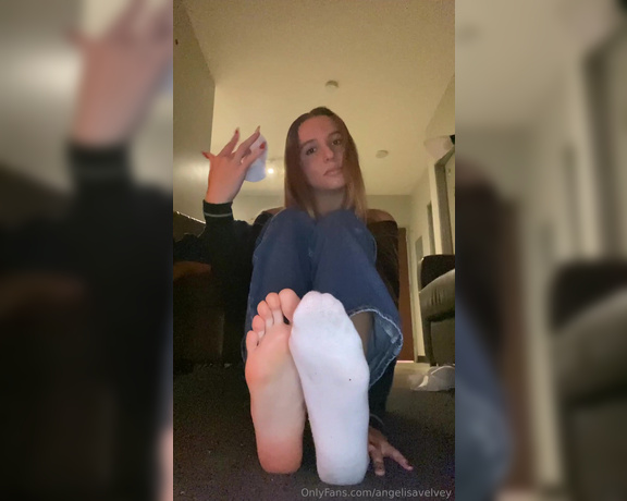 Angelisa Velvey aka angelisavelvey Foot Fetish - 06-09-2024 OnlyFans Video - hi