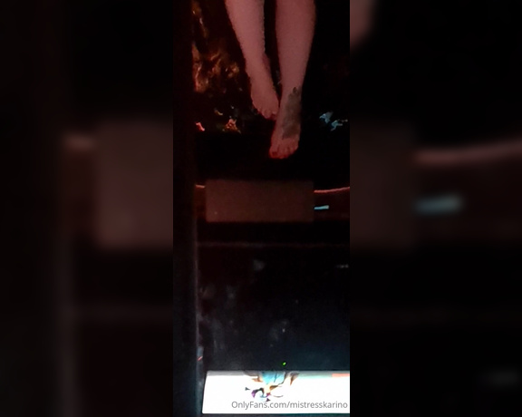 Mistress_Karino aka mistresskarino Femdom - 09-20-2024 OnlyFans Video - Wait kneeling in the corner of the bathroom with a warm towel ready to wipe My_099e