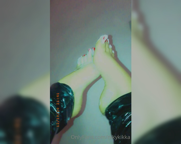 Nikykikka aka nikykikka Foot Fetish - 12-10-2020 OnlyFans Video - Leaked nikykikka 10714