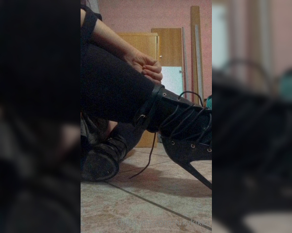 Nikykikka aka nikykikka Foot Fetish - 04-23-2021 OnlyFans Video - Love this baby