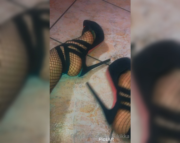 Nikykikka aka nikykikka Foot Fetish - 05-01-2021 OnlyFans Video - New stocking