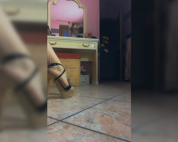 Nikykikka aka nikykikka Foot Fetish - 07-12-2021 OnlyFans Video - This sound_xjgb