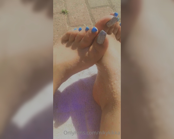 Nikykikka aka nikykikka Foot Fetish - 08-12-2021 OnlyFans Video - Sunny