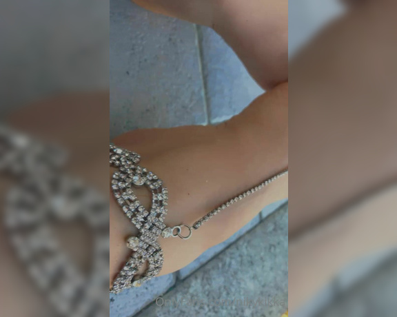 Nikykikka aka nikykikka Foot Fetish - 07-21-2021 OnlyFans Video - New colour for my baby