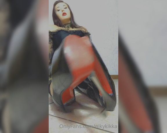 Nikykikka aka nikykikka Foot Fetish - 10-26-2021 OnlyFans Video - This sound_5q0s