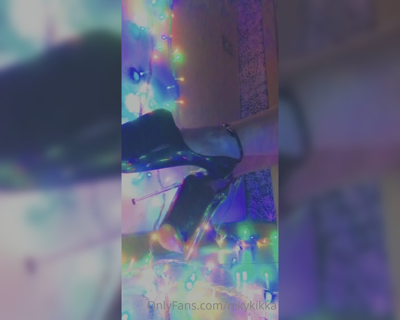 Nikykikka aka nikykikka Foot Fetish - 01-14-2022 OnlyFans Video - Sweet dream_skhb