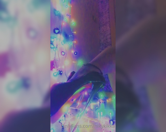 Nikykikka aka nikykikka Foot Fetish - 01-14-2022 OnlyFans Video - Sweet dream_skhb