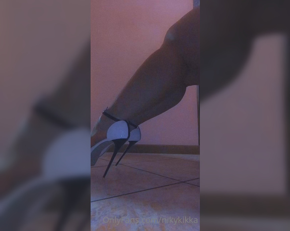 Nikykikka aka nikykikka Foot Fetish - 06-21-2022 OnlyFans Video - Leaked nikykikka 35165