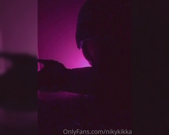 Nikykikka aka nikykikka Foot Fetish - 06-23-2022 OnlyFans Video - You like new light