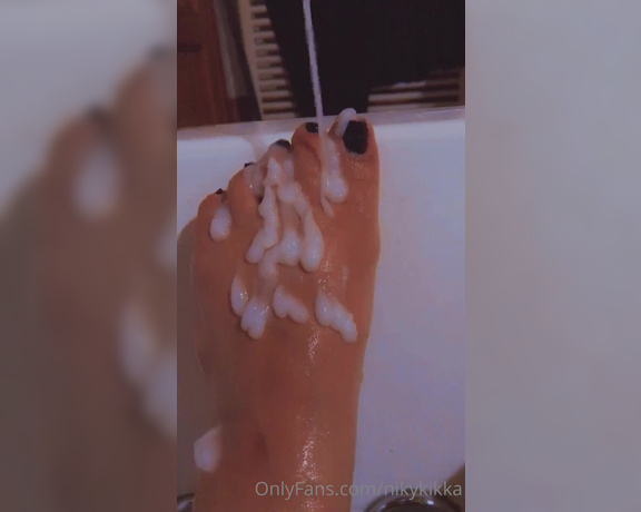 Nikykikka aka nikykikka Foot Fetish - 05-13-2022 OnlyFans Video - Soft cream