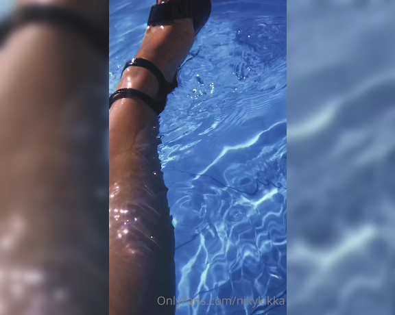 Nikykikka aka nikykikka Foot Fetish - 07-16-2022 OnlyFans Video - Swimming pool with baby perfect  Tell me if you like this content  Piscina con