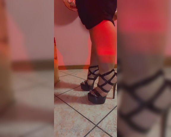 Nikykikka aka nikykikka Foot Fetish - 02-23-2023 OnlyFans Video - Little sound_przv