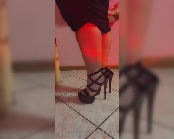 Nikykikka aka nikykikka Foot Fetish - 02-23-2023 OnlyFans Video - Little sound_przv