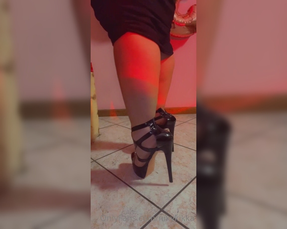 Nikykikka aka nikykikka Foot Fetish - 02-23-2023 OnlyFans Video - Little sound_przv