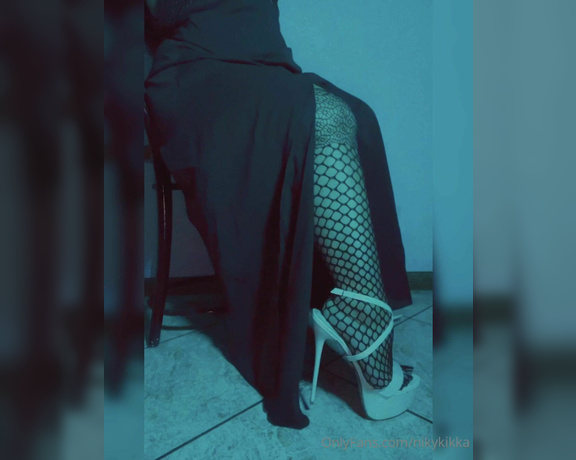 Nikykikka aka nikykikka Foot Fetish - 11-07-2023 OnlyFans Video - Leaked nikykikka 90375