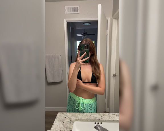 Princess Rea aka rearays Findom - 07-24-2022 OnlyFans Video - Pool day