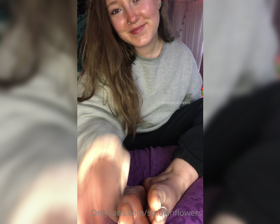 Goddess Flower aka smokinflowers Foot Fetish - 03-31-2023 OnlyFans Video - Heres the first look at my new manipedi Thanks for helping me choose a color