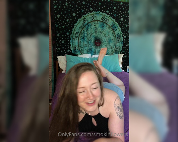 Goddess Flower aka smokinflowers Foot Fetish - 06-09-2023 OnlyFans Video - POV you and the sorority girl youve been seeing are about to get intimate for the