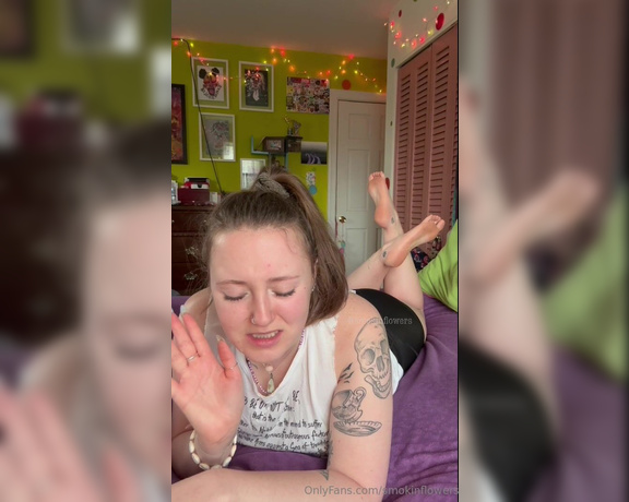 Goddess Flower aka smokinflowers Foot Fetish - 02-13-2024 OnlyFans Video - Oh My god youre a fucking freak of nature Why would anyone want to fuck someone