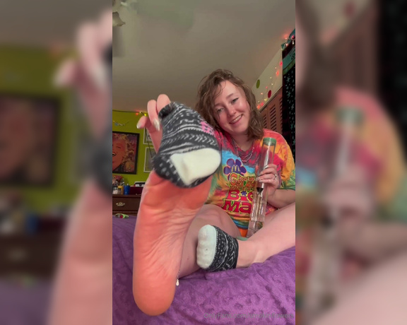 Goddess Flower aka smokinflowers Foot Fetish - 04-10-2024 OnlyFans Video - Missed Me Of course you have