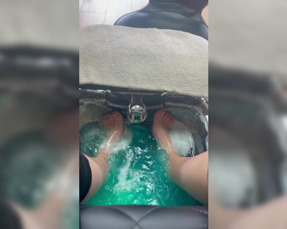 BellaYourgod aka bellasyourgod - 09-24-2024 OnlyFans Video - New pedi, what do you think