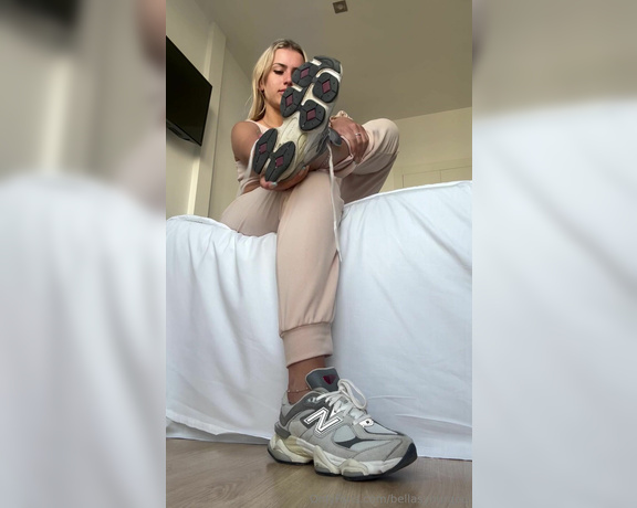 BellaYourgod aka bellasyourgod - 11-16-2024 OnlyFans Video - I forgot to pack socks so I had to wear trainers and no socks  After