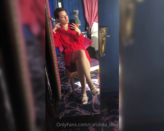 Carolina iena aka carolina_iena - 04-28-2022 OnlyFans Video - Everything is going great in Paris, I hope youre having fun too