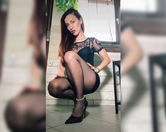 Carolina iena aka carolina_iena - 11-07-2022 OnlyFans Video - Black or white_bk4l