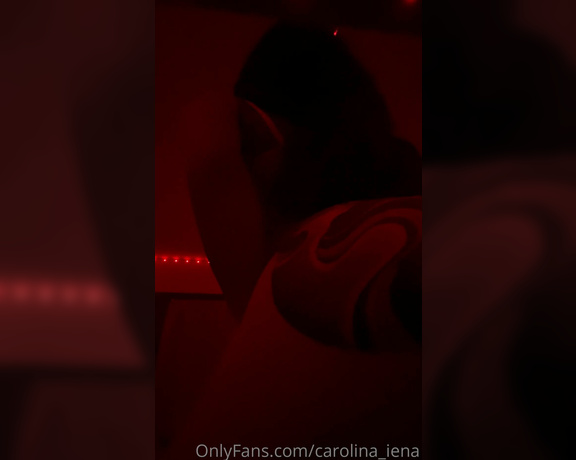 Carolina iena aka carolina_iena - 01-28-2023 OnlyFans Video - Sweet wet dreams  teasing you with my booty