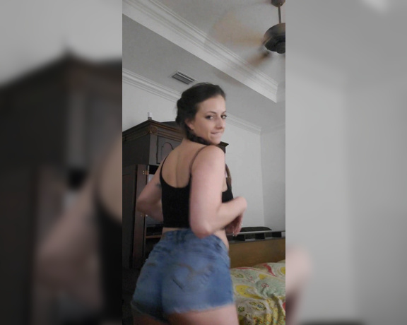 Indica Jane aka indicafetish - 04-06-2020 OnlyFans Video - Found another video from when I was waiting to jump in on the scene with nyssanevers