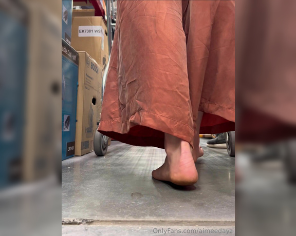 Aimeedayz aka aimeedayz - 09-02-2023 OnlyFans Video - After walking around Bunnings with no shoes on alllllll morning, gathering tools for our next renovation