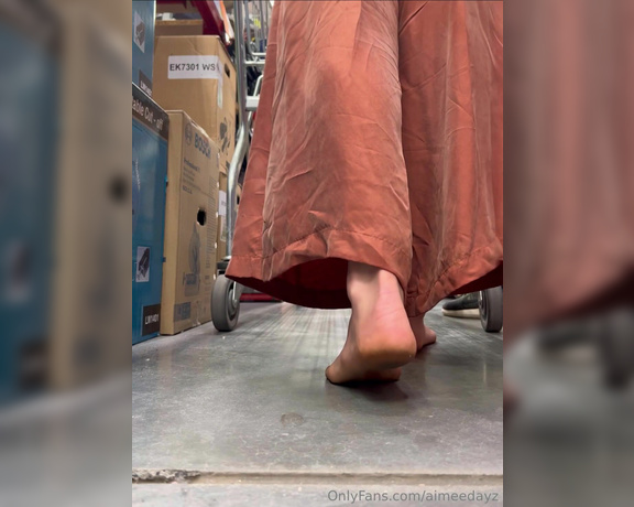 Aimeedayz aka aimeedayz - 09-02-2023 OnlyFans Video - After walking around Bunnings with no shoes on alllllll morning, gathering tools for our next renovation