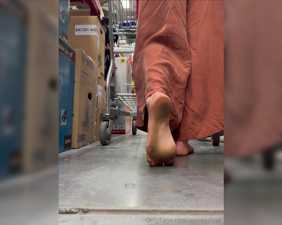 Aimeedayz aka aimeedayz - 09-02-2023 OnlyFans Video - After walking around Bunnings with no shoes on alllllll morning, gathering tools for our next renovation