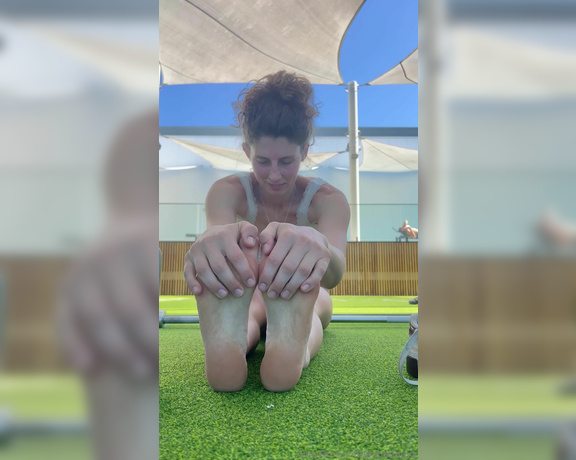 Aimeedayz aka aimeedayz - 12-07-2023 OnlyFans Video - My current fav socks will finally be hitting the washing basket tonight after todays sweaty gym