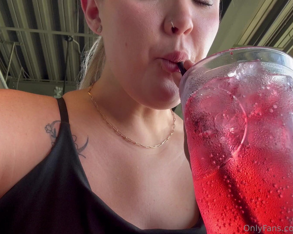 Allie Luna aka theallieluna - 06-17-2024 OnlyFans Video - My weekend was spent celebrating the Daddys  Swipe for all the deets_adbq