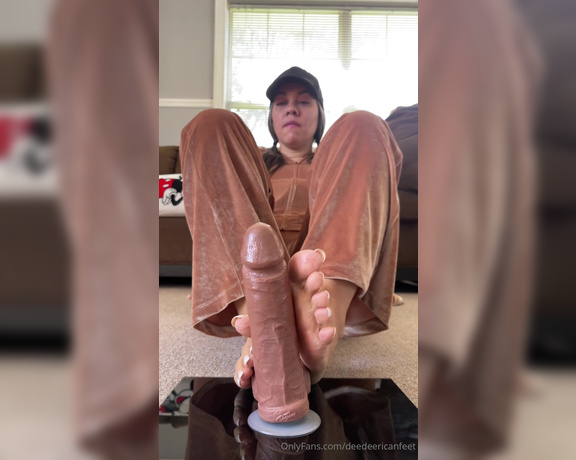 DeeDeeRican_Feet aka deedeericanfeet - 03-03-2024 OnlyFans Video - Gm As requested Some sexy FJ