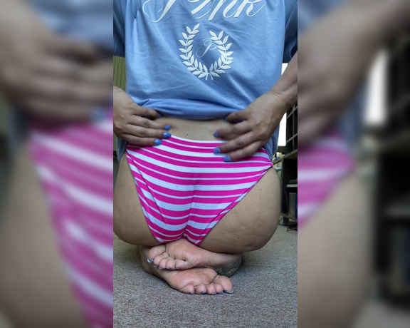 DeeDeeRican_Feet aka deedeericanfeet - 09-17-2024 OnlyFans Video - Tease , tease, tease