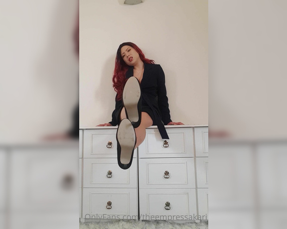 Empress Akari aka theempressakari - 08-10-2021 OnlyFans Video - Step into My office