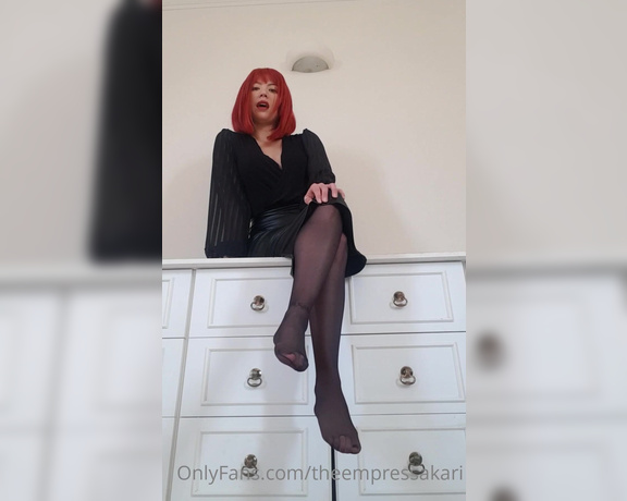 Empress Akari aka theempressakari - 09-03-2021 OnlyFans Video - Pay attention This is the last time that I will be telling you boys and girls